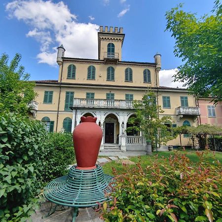 B&B Villa Ferrari Asti Buitenkant foto