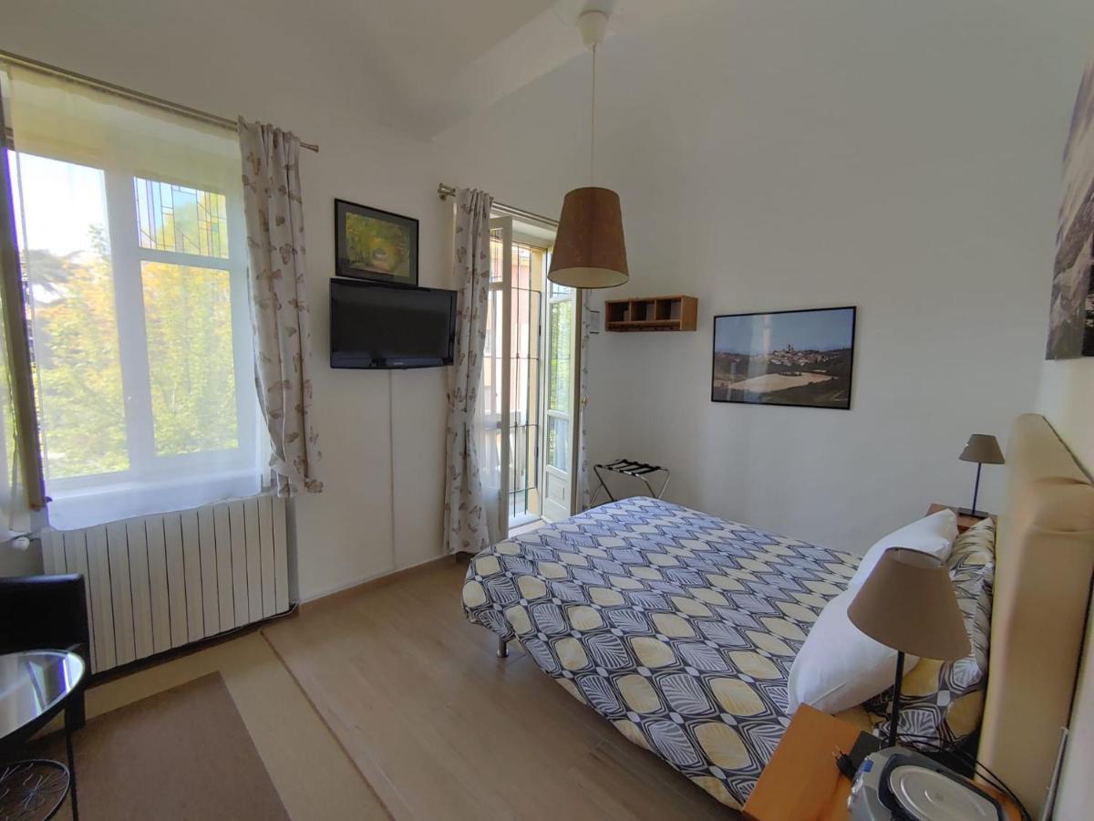 B&B Villa Ferrari Asti Buitenkant foto